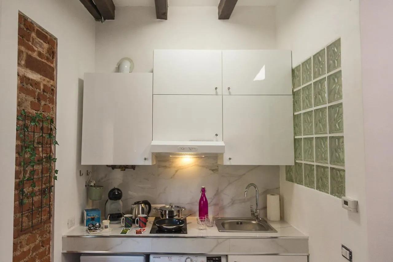 Lavandai Monolocale Uso Esclusivo Navigli Milano Milan